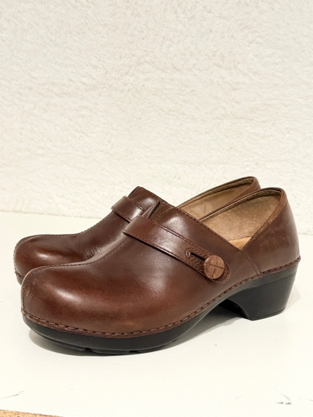 Dansko Brown Leather Mary Jane Clog Shoes Size 39 US 8.5–9